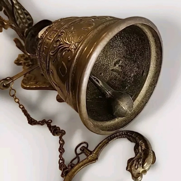 Vintage Brass Ornate Door Knocker & Bell  W/ Vocem-Meam Audi  Qui-Me-Tangit - Picture 9 of 11